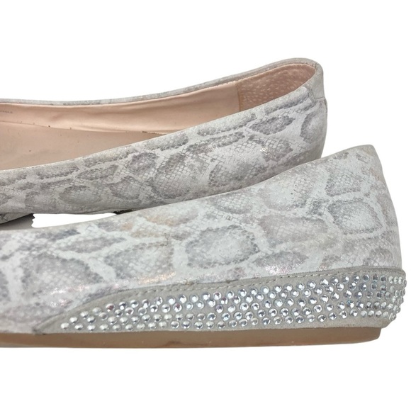 BCBGeneration Ballet Flats with Crystal Embellished Heel  - Size 7.5 - Picture 7 of 11